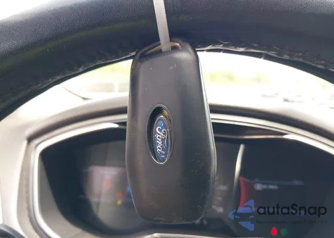 2013 Ford Fusion Hybrid Titanium from USA, damaged, VIN 3FA6P0RU7DR281902